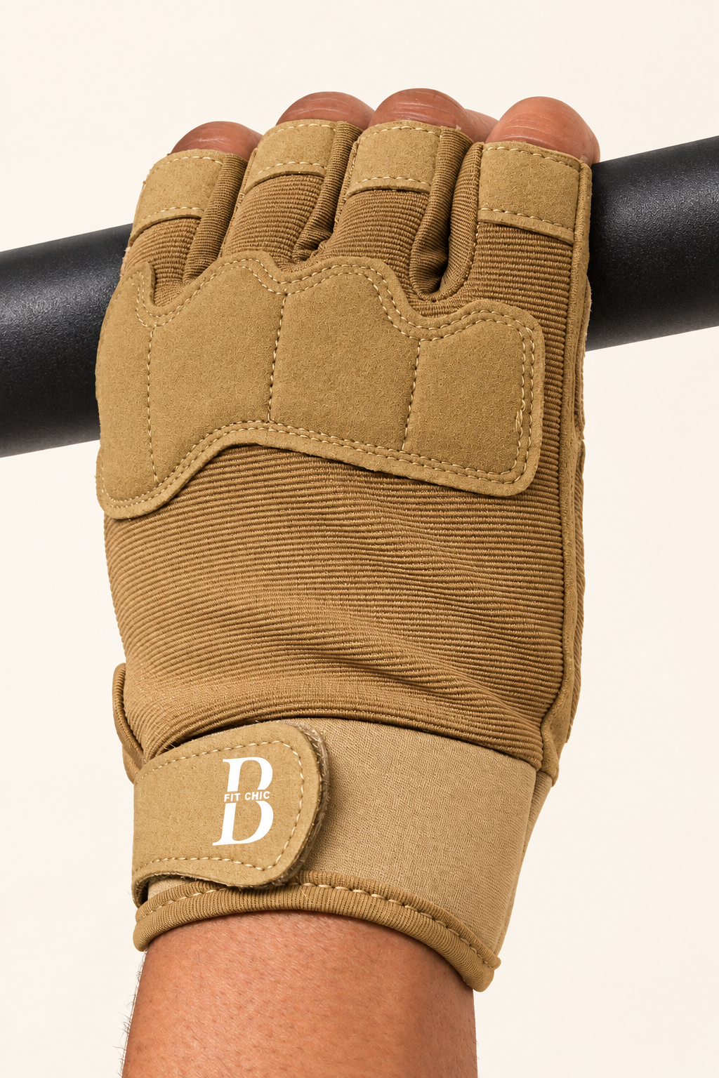 Training gloves — studio view 7