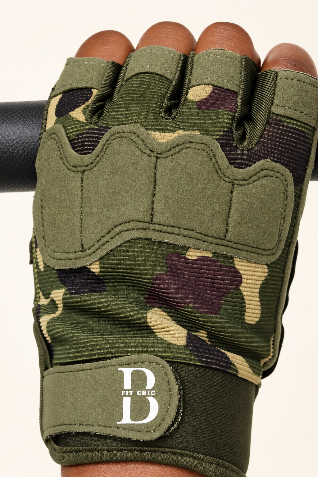 Training gloves — studio view 4
